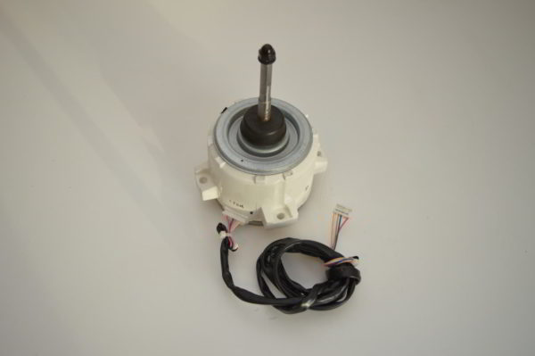 Moteur Ventilateur Panasonic L6CBYYYL0148 pour U-200PE2E8A / U-250PE2E8A (OCCASION) – Image 5