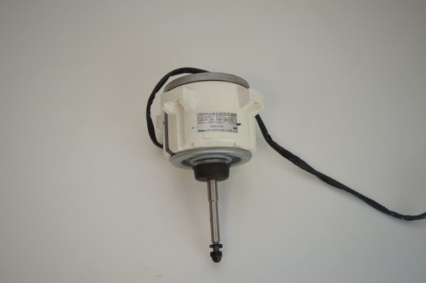 Moteur Ventilateur Panasonic L6CBYYYL0149 pour U-200PE2E8A / U-250PE2E8A (OCCASION) – Image 2