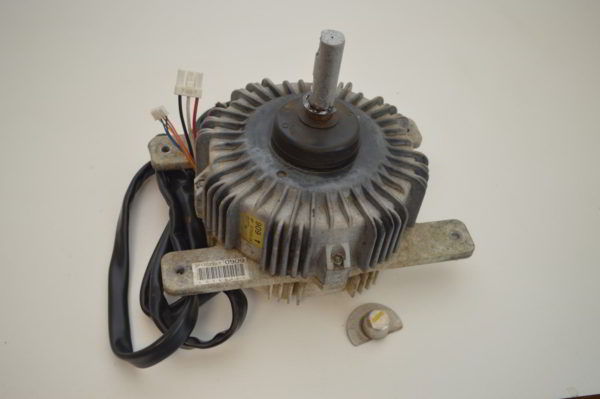 Moteur de Ventilateur 909 (8P D750A-56) DAIKIN pour CMSQ250A7W1B (Réf:300735P) (OCCASION) – Image 6