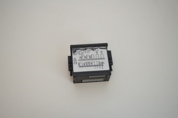 Régulateur EC P-331 pour pompe à chaleur PSA Modèles: OPTIPAC 2-3-4-7-10-15 et 30 (Réf: WCE01309) (OCCASION) – Image 5