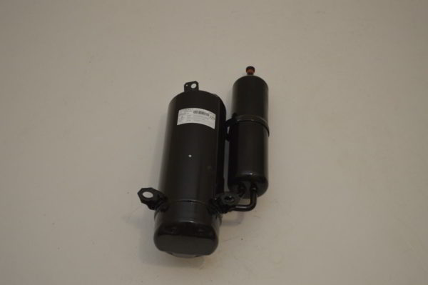 Compresseur HITACHI JU182XC1 pour RAM-90NYP5B (Réf: PMRAM90NP5BS15)  (NEUF) – Image 4