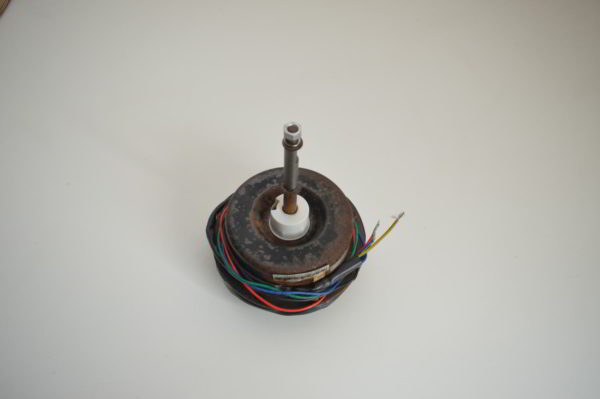 Moteur Ventilateur YDK-45X-6D   (OCCASION) – Image 4