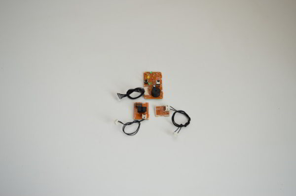 Lot de 3 Cartes (Service, Display et Sensor) pour consoles DAIKIN FVXS25FV1B/ FVXS35FV1B/ FVXS50FV1B    (OCCASION) – Image 2