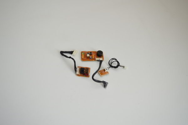 Lot de 3 Cartes (Service, Display et Sensor) pour Console Panasonic: CS-E18GFEW   (OCCASION)