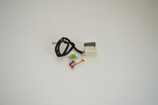 Lot de 2 Moteurs Volets (Bas et Haut) pour consoles DAIKIN FVXS25FV1B/ FVXS35FV1B/ FVXS50FV1B  (Réf: 151065J et 1767591) (OCCASION)