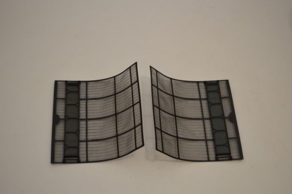 Lot de 2 filtres à air pour mural DAIKIN FTXS 20/25/35/42/50 G2V1B (Réf: 1839977) (OCCASION)
