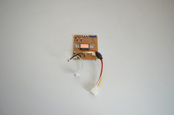 Carte HITACHI IPM pour groupes UTOPIA RAS-2HVRN1, RAS-2.5HVRN1, RAS-3HVRNS2 (CC0006497A-5)  (OCCASION) – Image 3