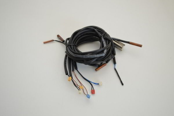 Lot de 6 sondes de température pour groupe Fujitsu WOYK160LCTA  (OCCASION) – Image 2