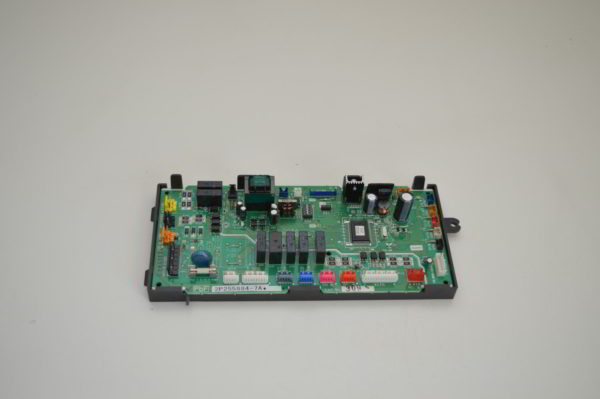 Carte de contrôle pour Module Hydraulique DAIKIN EKHBH016AB6V3 (Références: 302772P/5004211) (OCCASION)