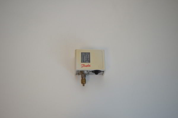 Pressostat Danfoss basse pression (HP) Type: KP5 (060-5096)   (OCCASION)
