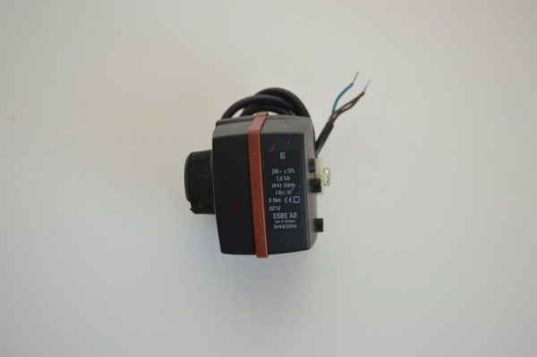 Moteur de vanne 3 voies ESBE AB  (330 31 Reftele) 0210 (OCCASION) – Image 3