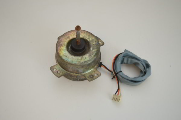 Moteur Ventilateur MFB-12JTM F70B6P26FG pour groupe Fujitsu AOY12LSAC (OCCASION) – Image 3
