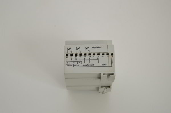 Régulateur CLIMEL / AERMEC RE037a  (OCCASION) – Image 3