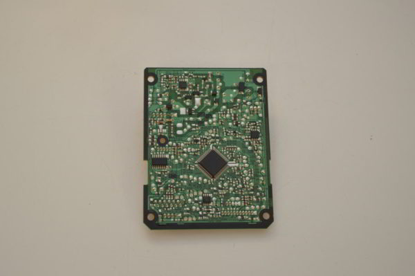 Carte Main RRZK2365 pour unité intérieure HITACHI RAK-25NH6 (Référence: PMRAK25NH6R99) (OCCASION) – Image 3