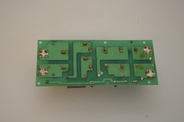 Carte Filtre (Noise Filter) LFB-14930-3M pour groupe HITACHI: RHUE-5AVHN (Référence P26446 / P28596 ) (OCCASION) – Image 4