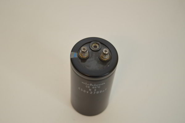 Condensateur Nichicon 450V 2700uF  (à vis) (OCCASION) – Image 3