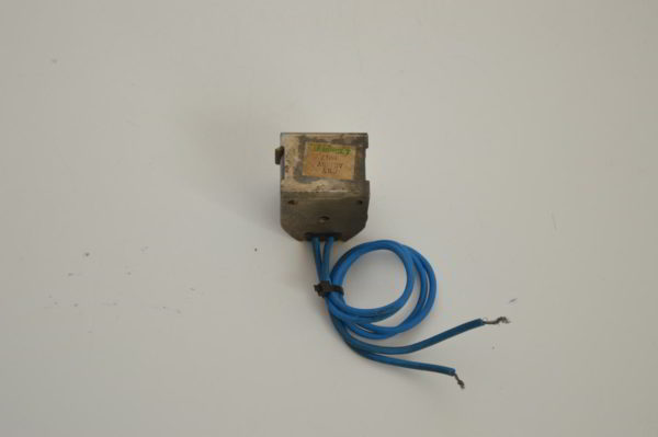 Bobine Vanne 4 Voies SAGINOMIYA: CHV J505 (AC240V)  (OCCASION) – Image 4