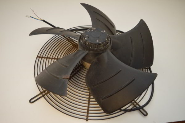 Moto Ventilateur ebmpapst A6E450 AN08  (OCCASION)