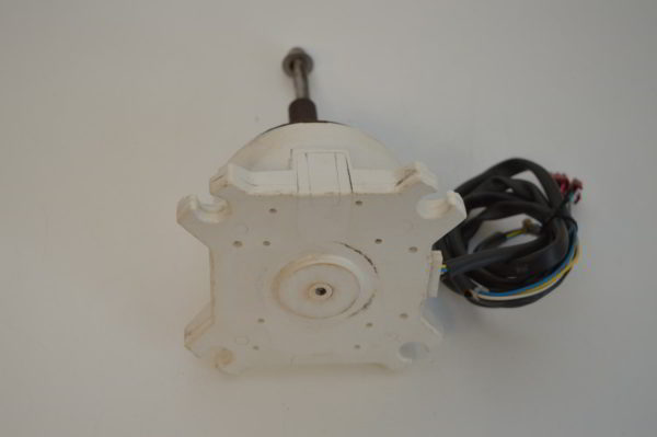 Moteur Ventilateur  SIC-68FV-D851-7 pour groupe HITACHI: RHUE-5AVHN  (Haut) (Référence  P27040) (OCCASION) – Image 4