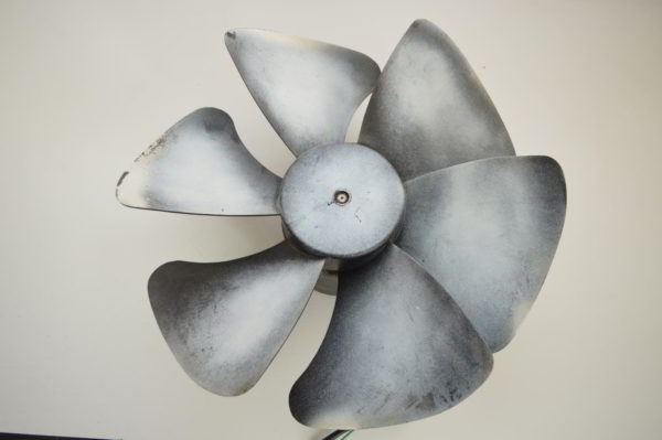 Moteur Ventilateur + Hélice UCP  Modèle: 808656JTA-A13S (OCCASION)