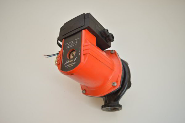 Circulateur de chauffage SALMSON Type: SXM32-80-6h (OCCASION)
