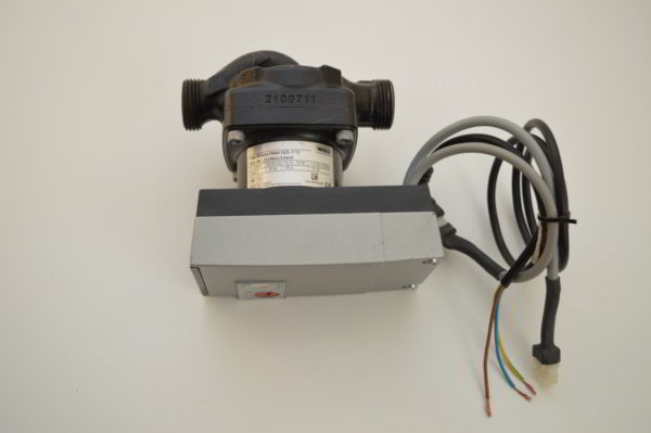 Circulateur de chauffage électronique WILO Stratos PARA 15/1-7  T2  (130)  (OCCASION) – Image 2
