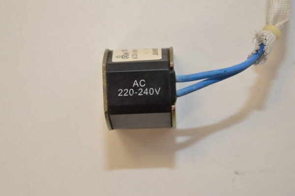 Bobine Vanne 4 voies (Solenoid Coil) SANHUA (AC220-240V, 50/60Hz, 6/5W) (OCCASION) – Image 3