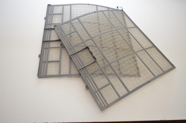 Lot de 2 Filtres à Air (>PP<493T-2) pour mural Mitsubishi Electric  MSZ-AP35VGK-E3 (320mm X 316mm)  (OCCASION)