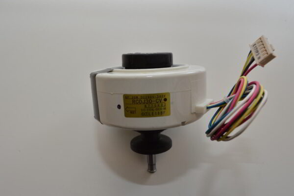 Moteur Turbine Mitsubishi Electric RC0J30-CV  /  SIC-37CVL-D830-46  pour mural MSZ-AY50VGK-E1 / MSZ-HR35VF-E1 / MSZ-AP15VGK-E2 / MSZ-AP35VGK-E3 (Référence d'origine: G2W001300)   (OCCASION) – Image 2