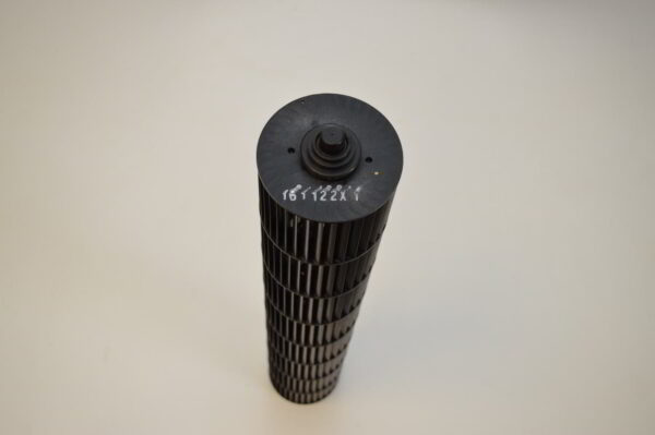 Turbine ( >SAN-GF< ) (L: 648mm D: 106mm) pour moteur RC0J30-CV pour mural  Mitsubishi Electric MSZ-AY50VGK-E1  (Référence d'origine: G2W002500) (OCCASION)