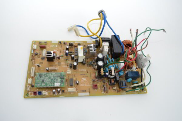 Carte Contrôle PWB Main PCBHA010J-1A (U09PA-SE200859A) pour Unité Extérieure HITACHI RAC-50NH4 (Référence d’origine: PMRAC50NH4905) (OCCASION)