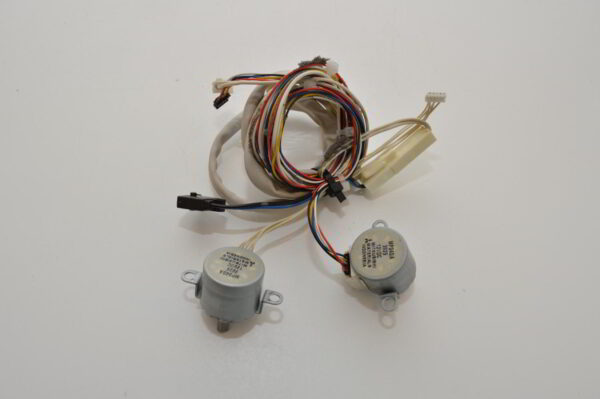 Lot de 2 Moteurs volet Mitsubishi MP24GA + Switch Omron pour Console HITACHI RAF-50NH4 (Référence d'origine: RAS2810NX04) (OCCASION)