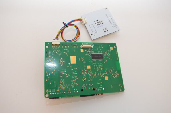 Carte contrôle DKN-AZ130-00372-4 (4P482348-1) + Daikin Eye pour Module DAIKIN EAVH16S18DA6V (Références d'origine: 5023274 / 5043318 + 5023691) (OCCASION) – Image 2