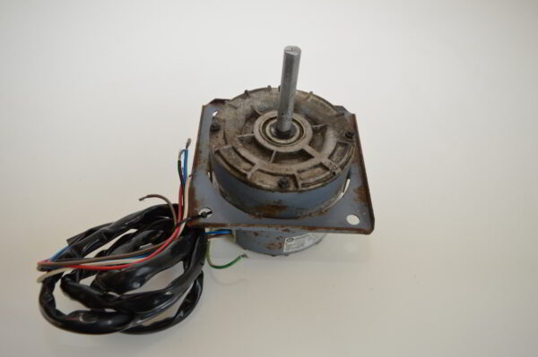 Moteur Ventilateur KULTHORN KDE3H4704 pour Climexel HH 102