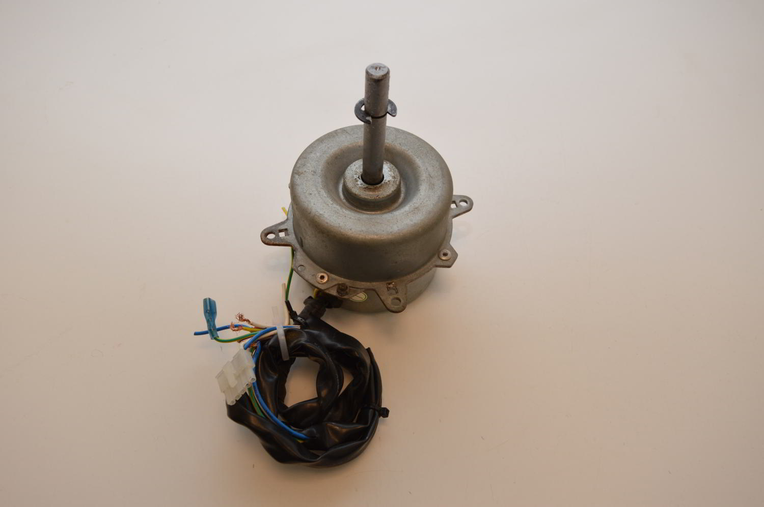 moteur d'hélice pour pompe a chaleur Altech Daikin