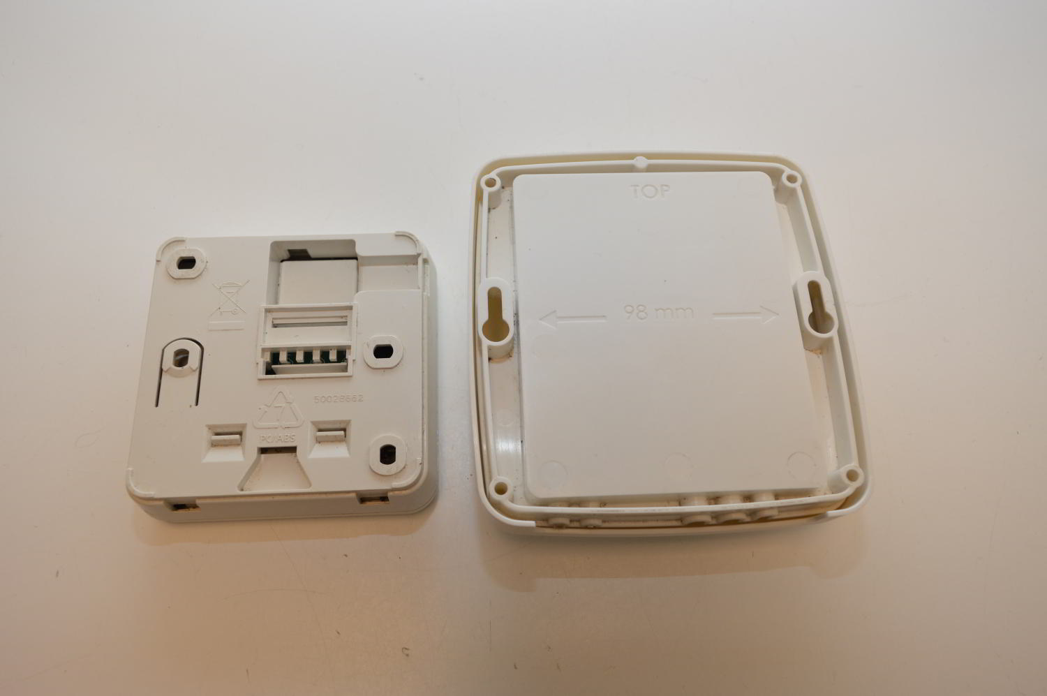 Récepteur ATW-RTU-08 avec Thermostat radio DTS92A10100 HITACHI (Récepteur + thermostat d'ambiance) (Ref: 1000012281 / E07633 / E07634) (OCCASION) – Image 2