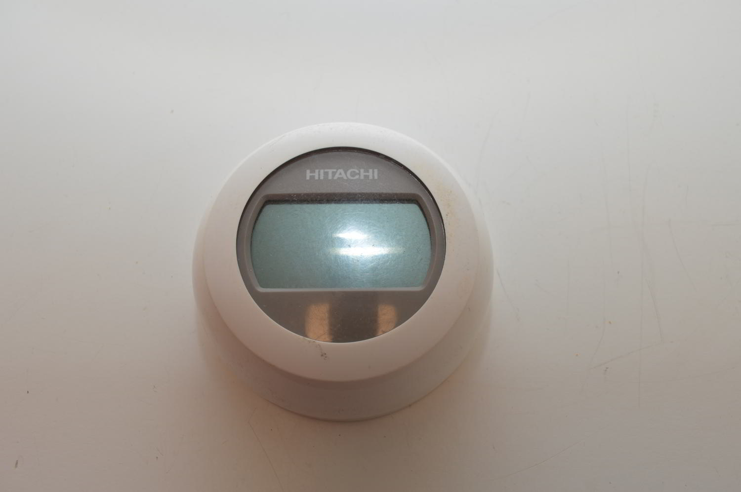 Thermostat radio (Emetteur) XEK39555A pour HITACHI ATW-RTU-04 / ATW-RTU-05 / ATW-RTU-06 / ATW-RTU-07 (Ref: E04815) (OCCASION)