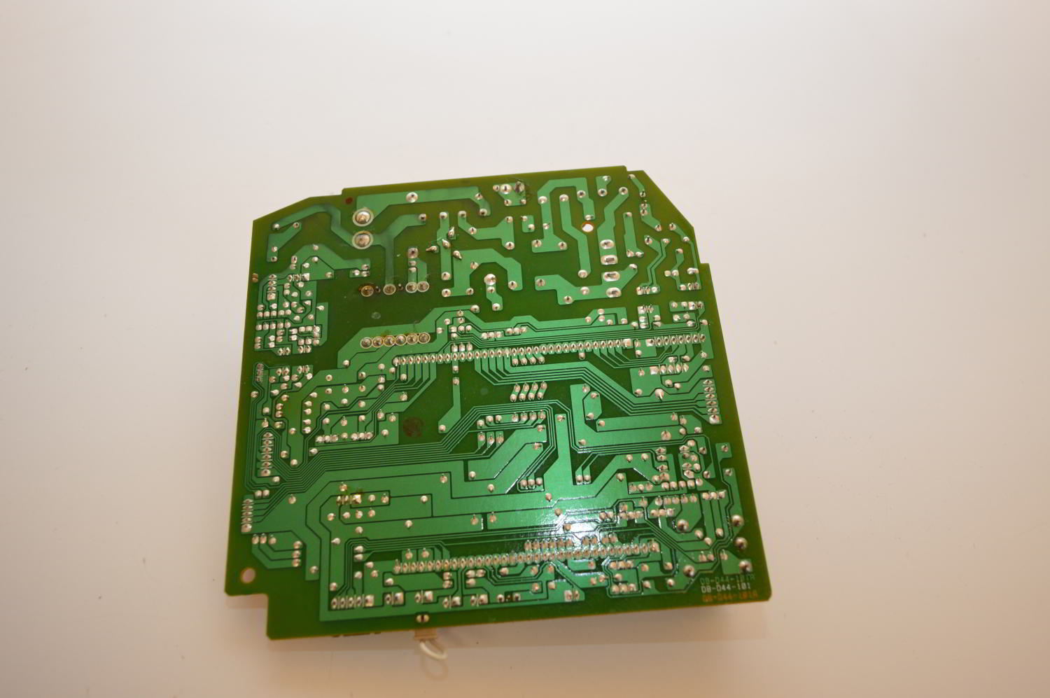 Carte de contrôle EB0211(B)/HC0206(B) (DB-D44-101B) pour mural DAIKIN FXAQ32MVE / FXAQ25MVE / FXAQ63MVE (Ref: 1416730) (OCCASION) – Image 2