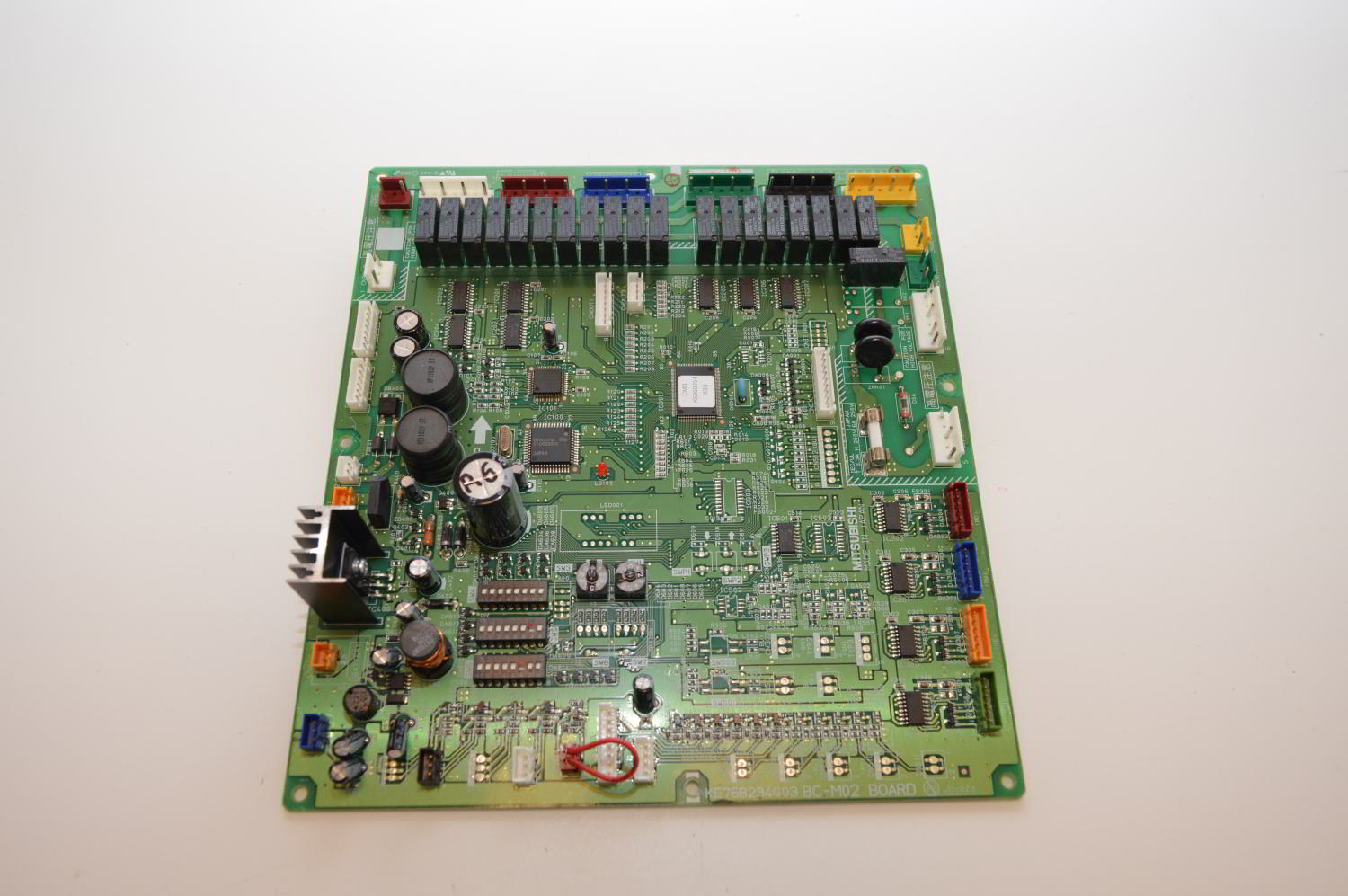 Carte Régulation / Board ASSY KE76B234G03 BC-M02 Board (CMB KE90D754) pour MITSUBISHI ELECTRIC CMB-P108V-GA1 / CMB-P108V-GB1 (Ref: R61145280) (OCCASION)