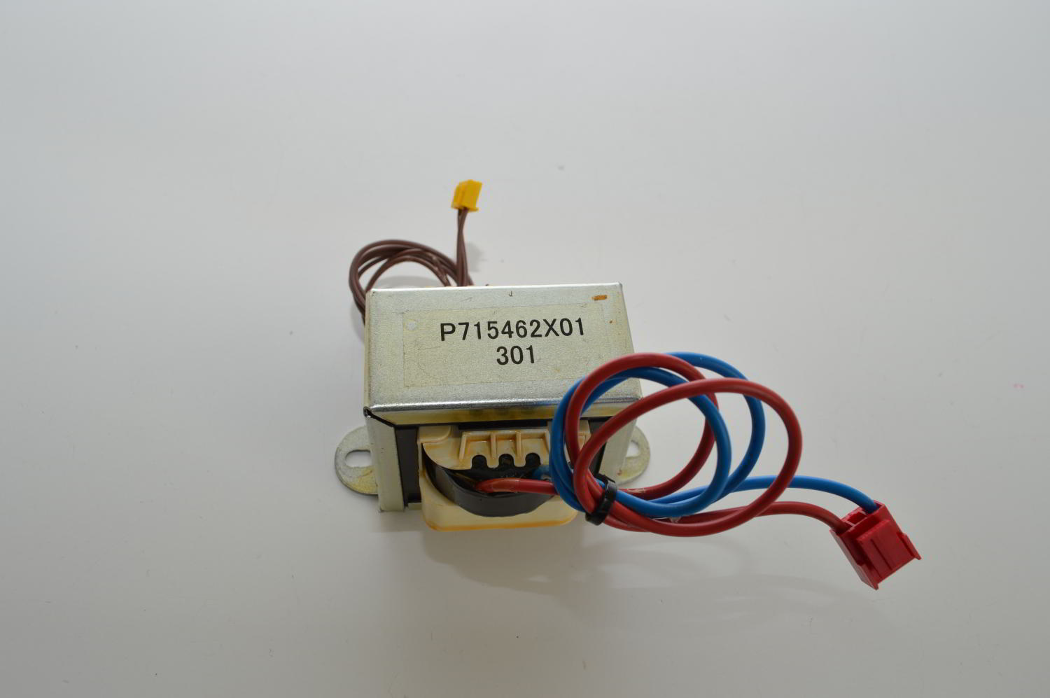 Transformateur 240/22.6 P715462X01 pour MITSUBISHI ELECTRIC CMB-P108V-GA1 / CMB-P108V-GB1 / CMB-P104V-GB1 (Ref: R61026260) (OCCASION)