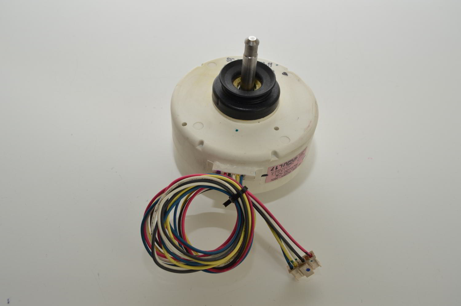 Moteur Turbine RC0J30-CK (SIC-37CVL-D830-11) pour Mitsubishi Electric PKFY-P40VHM-ER2 / PKA-M50HAL / PKA-RP35HALR1 (Ref: R01E51220) (OCCASION)