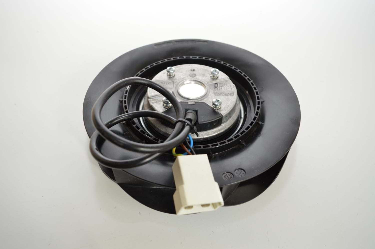 Ventilateur Ebmpapst R2E190-RA26-18 pour THERMOR AEROMAX 3 VS 270L / THE 200 FS AEROMAX PREM 1.8KW / ODYSSEE 2 VS 270L (Ref: 029280) (OCCASION) – Image 2